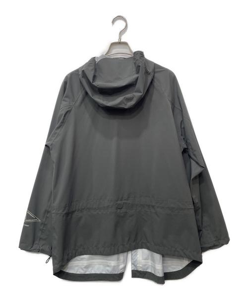 ATELIER BLUE BOTTLE（アトリエ ブルー ボトル）ATELIER BLUE BOTTLE (アトリエ ブルー ボトル) ウインドブレーカー グレー サイズ:Sの古着・服飾アイテム