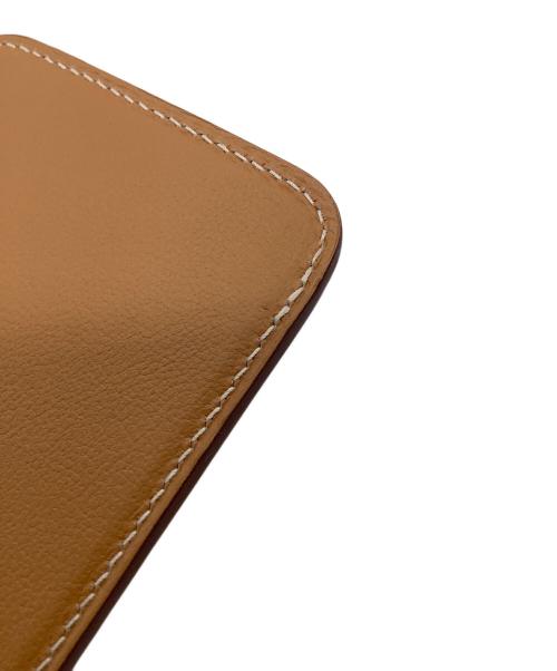 HERMES（エルメス）HERMES (エルメス) エマン・シュヴァル　ヴォースイフト　カードケース ゴールドの古着・服飾アイテム