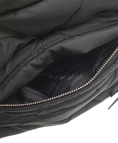 PRADA（プラダ）PRADA (プラダ) ミディアム パデッド Re-Nylon トートバッグ ブラックの古着・服飾アイテム