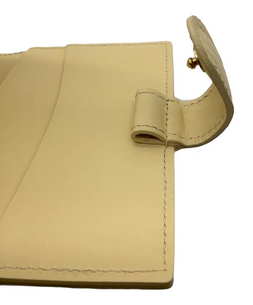 LOUIS VUITTON（ルイ ヴィトン）LOUIS VUITTON (ルイ ヴィトン) エピ　ポルト ビエ コンパクト　 ヴァニラの古着・服飾アイテム