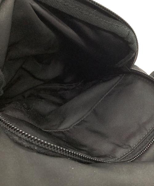 PRADA（プラダ）PRADA (プラダ) ショルダーバッグ ブラックの古着・服飾アイテム