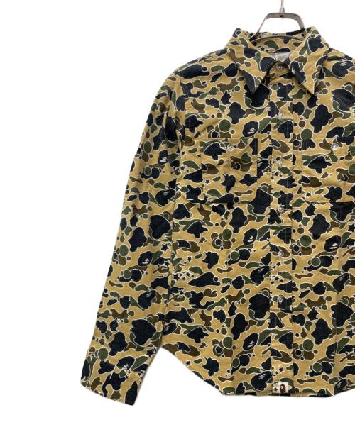 A BATHING APE（アベイシングエイプ）A BATHING APE (アベイシングエイプ) 長袖シャツ ベージュ×ブラック サイズ:XSの古着・服飾アイテム