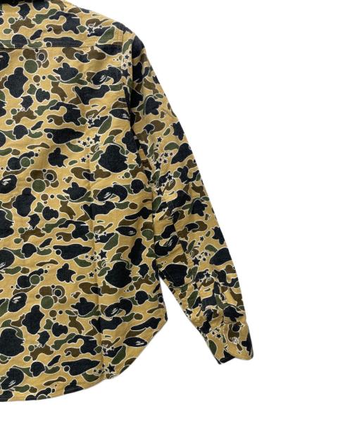 A BATHING APE（アベイシングエイプ）A BATHING APE (アベイシングエイプ) 長袖シャツ ベージュ×ブラック サイズ:XSの古着・服飾アイテム
