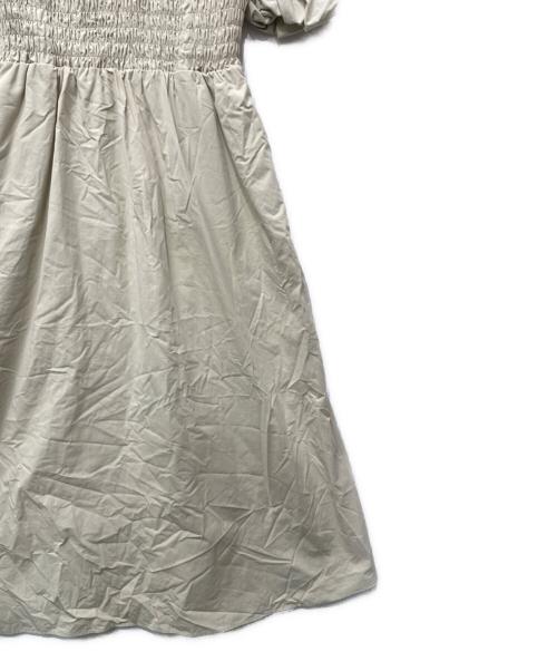 CASA FLINE（カーサフライン）CASA FLINE (カーサフライン) 半袖ワンピース ベージュ サイズ:Fの古着・服飾アイテム