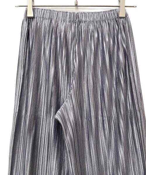 PLEATS PLEASE ISSEY MIYAKE（プリーツプリーズ イッセイミヤケ）PLEATS PLEASE ISSEY MIYAKE (プリーツプリーズ イッセイミヤケ) プリーツパンツ グレー サイズ:1の古着・服飾アイテム