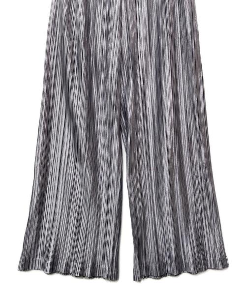 PLEATS PLEASE ISSEY MIYAKE（プリーツプリーズ イッセイミヤケ）PLEATS PLEASE ISSEY MIYAKE (プリーツプリーズ イッセイミヤケ) プリーツパンツ グレー サイズ:1の古着・服飾アイテム