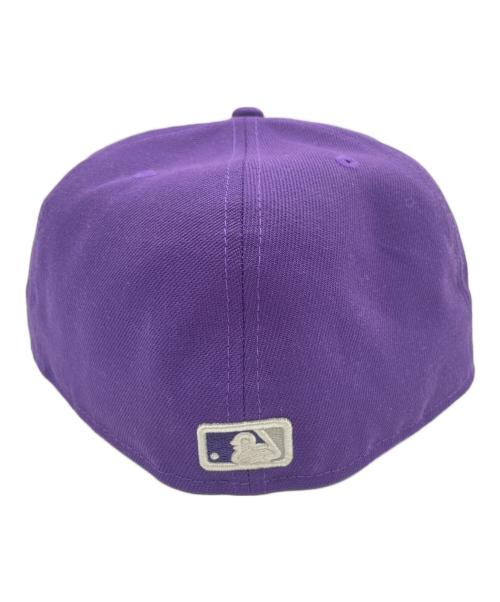 SUPREME（シュプリーム）SUPREME (シュプリーム) New Era (ニューエラ) GENUINE MERCHANDISE (ジェニュイン マーチャンダイズ) キャップ パープル サイズ:7 3/4 61.5cmの古着・服飾アイテム