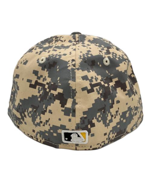 SUPREME（シュプリーム）SUPREME (シュプリーム) GENUINE MERCHANDISE (ジェニュイン マーチャンダイズ) New Era (ニューエラ) キャップ ホワイト×ブラック サイズ:7 1/8 56.8cmの古着・服飾アイテム