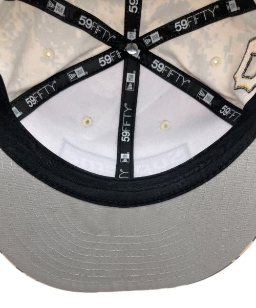 SUPREME（シュプリーム）SUPREME (シュプリーム) GENUINE MERCHANDISE (ジェニュイン マーチャンダイズ) New Era (ニューエラ) キャップ ホワイト×ブラック サイズ:7 1/8 56.8cmの古着・服飾アイテム