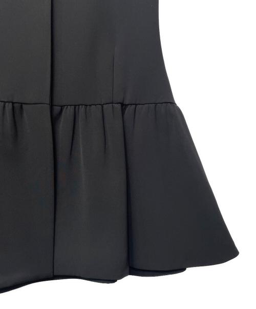 chignon（シニヨン）chignon (シニヨン) ダブルクロスペプラムベスト ブラック サイズ:F 未使用品の古着・服飾アイテム