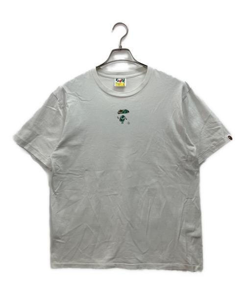 A BATHING APE（アベイシングエイプ）A BATHING APE (アベイシングエイプ) Liquid Camo Small Ape Face Tee ホワイト サイズ:Lの古着・服飾アイテム