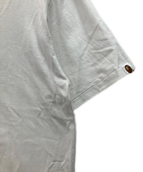A BATHING APE（アベイシングエイプ）A BATHING APE (アベイシングエイプ) Liquid Camo Small Ape Face Tee ホワイト サイズ:Lの古着・服飾アイテム