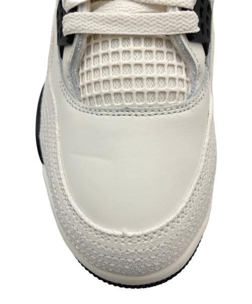 NIKE（ナイキ）NIKE (ナイキ) ミッドカットスニーカー ホワイト サイズ:27の古着・服飾アイテム