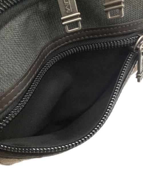 TUMI（トゥミ）TUMI (トゥミ) Shaw Deluxe Brief Pack　リュック ブラウン×グレーの古着・服飾アイテム