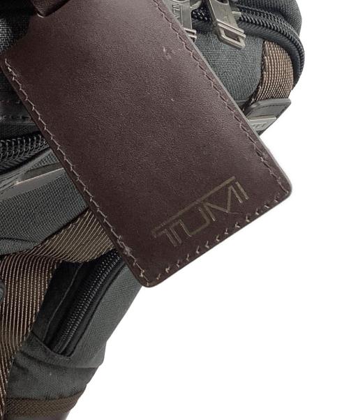 TUMI（トゥミ）TUMI (トゥミ) Shaw Deluxe Brief Pack　リュック ブラウン×グレーの古着・服飾アイテム
