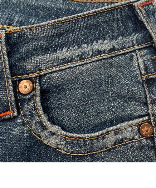 TRUE RELIGION（トゥルー レリジョン）TRUE RELIGION (トゥルー レリジョン) フレアデニム インディゴ サイズ:24の古着・服飾アイテム
