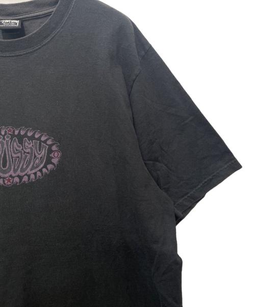 stussy（ステューシー）stussy (ステューシー) プリントTシャツ ブラック サイズ:Mの古着・服飾アイテム