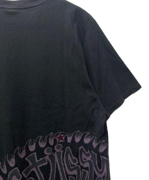 stussy（ステューシー）stussy (ステューシー) プリントTシャツ ブラック サイズ:Mの古着・服飾アイテム