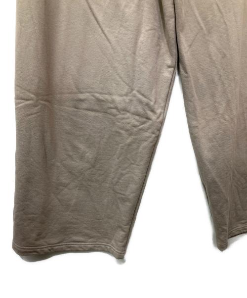 ANCELLM（アンセルム）ANCELLM (アンセルム) 2TUCK SWEAT PANTS ベージュ サイズ:2の古着・服飾アイテム
