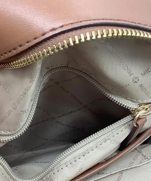 MICHAEL KORS（マイケルコース）MICHAEL KORS (マイケルコース) リュック アイボリー×ブラウンの古着・服飾アイテム