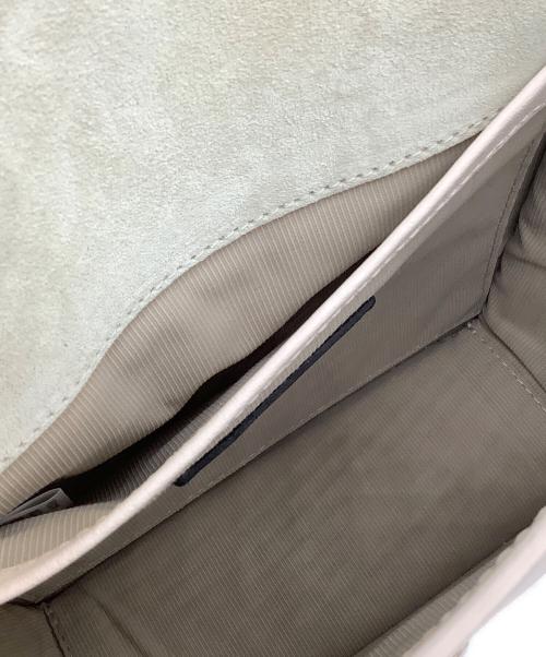 FURLA（フルラ）FURLA (フルラ) ショルダーバッグ アイボリーの古着・服飾アイテム