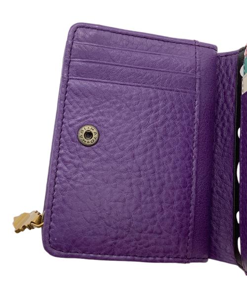 ANNA SUI（アナスイ）ANNA SUI (アナスイ) 鬼滅の刃 (キメツノヤイバ) 鬼滅の刃　胡蝶姉妹モデル　2つ折り財布 パープル 未使用品の古着・服飾アイテム