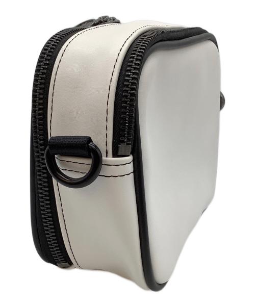 PUMA（プーマ）PUMA (プーマ) ami (アミ) SMALL SHOULDER BAG　ショルダーバッグ ホワイト×ブラックの古着・服飾アイテム
