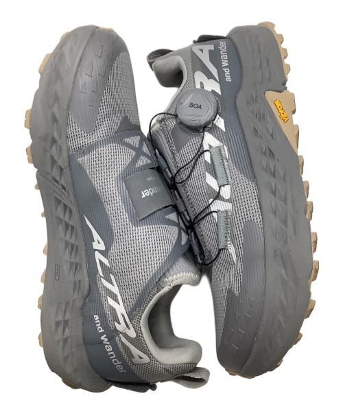 ALTRA（アルトラ）altra (アルトラ) and wander (アンドワンダー) スニーカー グレー サイズ:US7の古着・服飾アイテム
