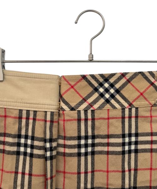 BURBERRY BLUE LABEL（バーバリー ブルー レーベル）BURBERRY BLUE LABEL (バーバリー ブルー レーベル) スカート ブラウン サイズ:38の古着・服飾アイテム