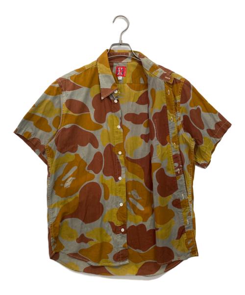 A BATHING APE（アベイシングエイプ）A BATHING APE (アベイシングエイプ) 半袖シャツ ベージュ サイズ:Lの古着・服飾アイテム