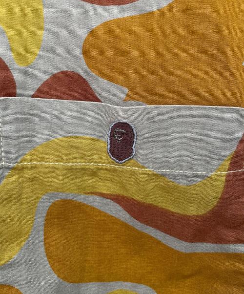 A BATHING APE（アベイシングエイプ）A BATHING APE (アベイシングエイプ) 半袖シャツ ベージュ サイズ:Lの古着・服飾アイテム