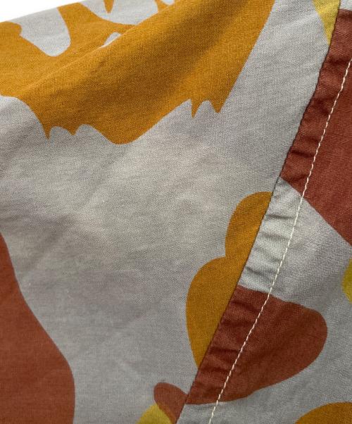 A BATHING APE（アベイシングエイプ）A BATHING APE (アベイシングエイプ) 半袖シャツ ベージュ サイズ:Lの古着・服飾アイテム