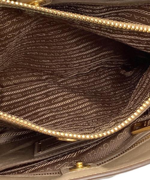 PRADA（プラダ）PRADA (プラダ) VITELLO SHINE　2WAYバッグ ベージュの古着・服飾アイテム