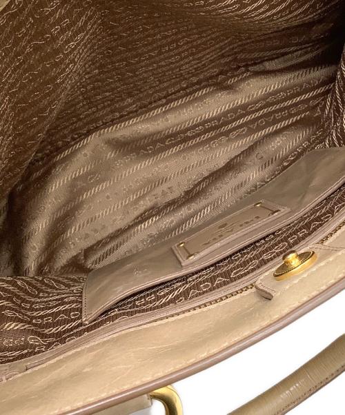 PRADA（プラダ）PRADA (プラダ) VITELLO SHINE　2WAYバッグ ベージュの古着・服飾アイテム