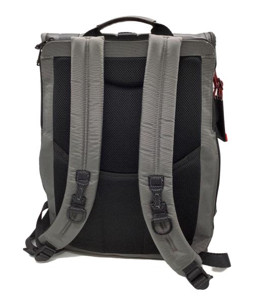 TUMI（トゥミ）TUMI (トゥミ) LONDON ROLL TOP BACKPACK ブラック×グレーの古着・服飾アイテム