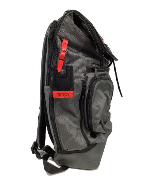 TUMI（トゥミ）TUMI (トゥミ) LONDON ROLL TOP BACKPACK ブラック×グレーの古着・服飾アイテム