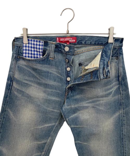 COMME des GARCONS JUNYA WATANABE MAN（コム デ ギャルソン ジュンヤ ワタナベ マン）COMME des GARCONS JUNYA WATANABE MAN (コム デ ギャルソン ジュンヤ ワタナベ マン) LEVI'S (リーバイス) デニムパンツ ブルー サイズ:SSの古着・服飾アイテム