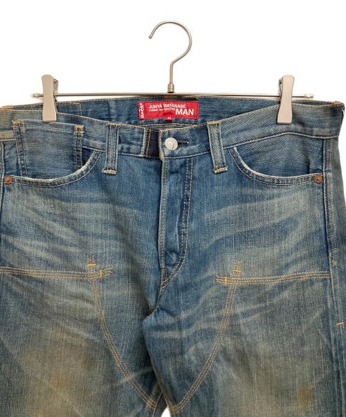 COMME des GARCONS JUNYA WATANABE MAN（コム デ ギャルソン ジュンヤ ワタナベ マン）COMME des GARCONS JUNYA WATANABE MAN (コム デ ギャルソン ジュンヤ ワタナベ マン) LEVI'S (リーバイス) デニムパンツ ブルー サイズ:XSの古着・服飾アイテム