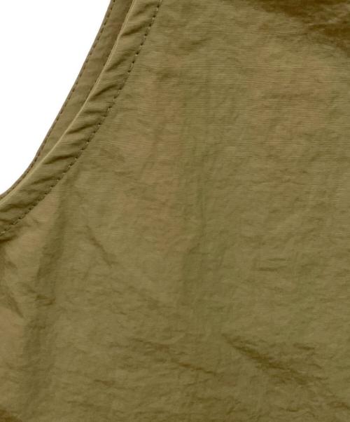 AVIREX（アヴィレックス）AVIREX (アヴィレックス) ナイロンベスト カーキ サイズ:Fの古着・服飾アイテム