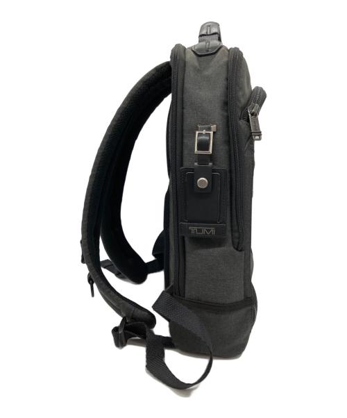 TUMI（トゥミ）TUMI (トゥミ) Alpha Bravo デイヴィス　バックパック ブラック×グレーの古着・服飾アイテム