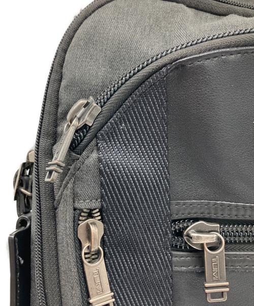 TUMI（トゥミ）TUMI (トゥミ) Alpha Bravo デイヴィス　バックパック ブラック×グレーの古着・服飾アイテム
