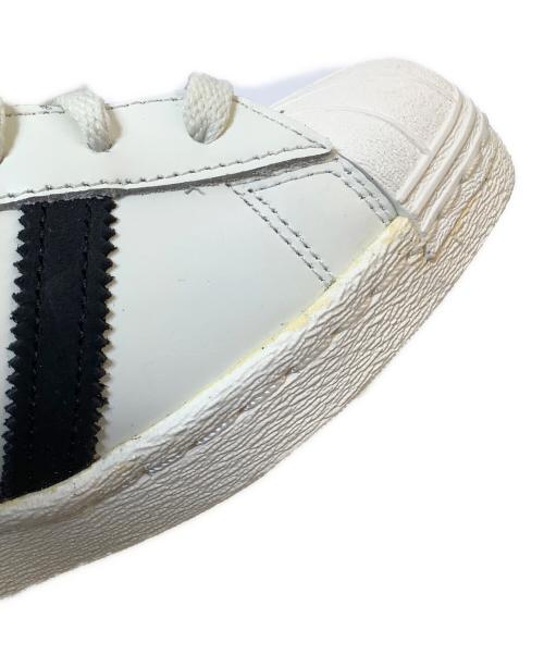adidas（アディダス）adidas (アディダス) SUPERSTAR 80s VINTAGE DX WHITE BLACK　スニーカー ホワイト サイズ:27 未使用品の古着・服飾アイテム
