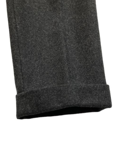 COMME des GARCONS HOMME PLUS（コムデギャルソンオムプリュス）COMME des GARCONS HOMME PLUS (コムデギャルソンオムプリュス) ウールパンツ グレー サイズ:Mの古着・服飾アイテム