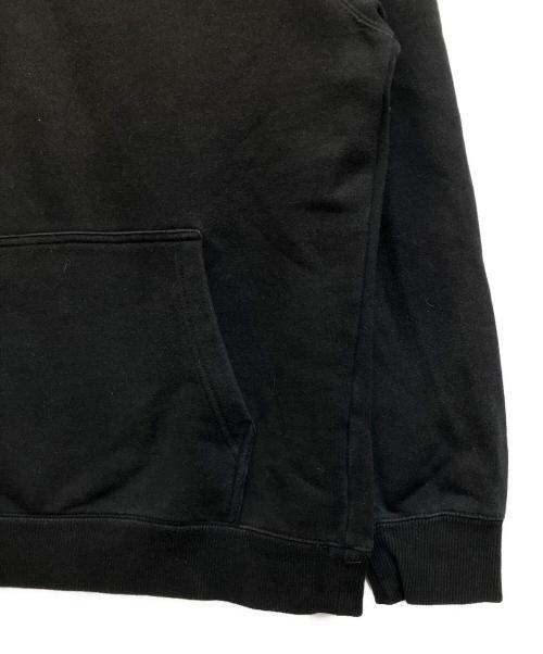 stussy（ステューシー）stussy (ステューシー) ロゴフーディ　プルオーバーパーカー ブラック サイズ:Mの古着・服飾アイテム