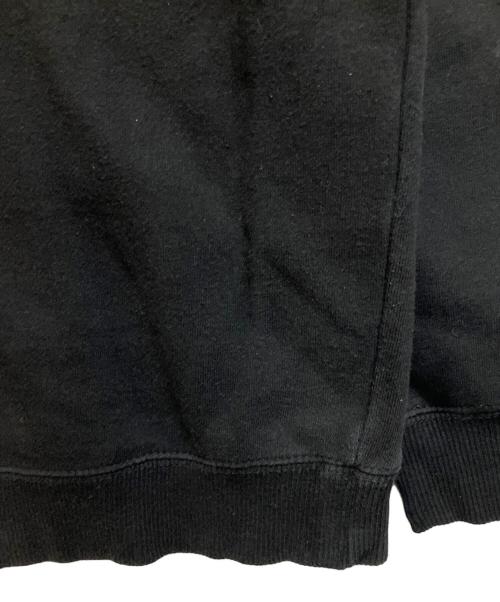 stussy（ステューシー）stussy (ステューシー) ロゴフーディ　プルオーバーパーカー ブラック サイズ:Mの古着・服飾アイテム