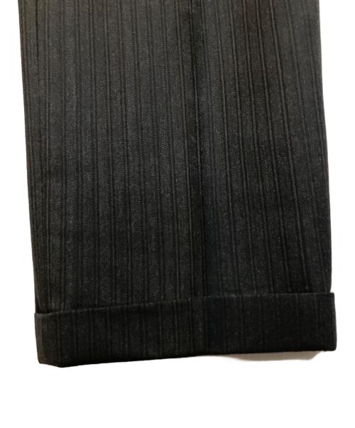 ARMANI COLLEZIONI（アルマーニ コレツィオーニ）ARMANI COLLEZIONI (アルマーニ コレツィオーニ) セットアップスーツ グレー サイズ:44Rの古着・服飾アイテム