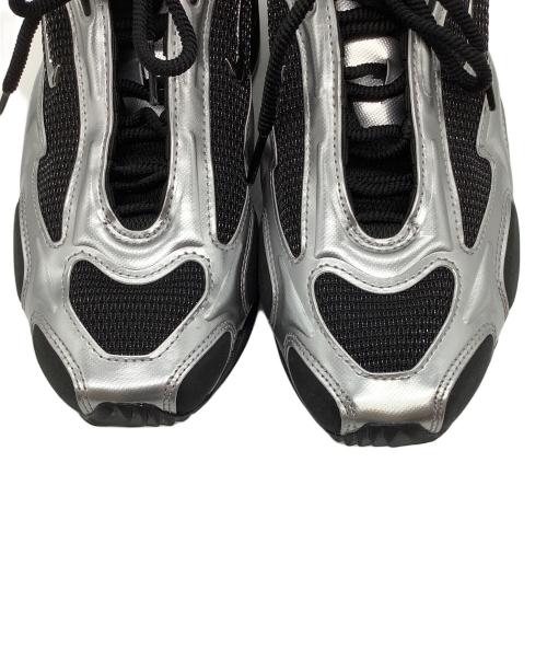 NIKE（ナイキ）NIKE (ナイキ) WMNS AIR MAX MUSE シルバー×ブラック サイズ:24.5の古着・服飾アイテム