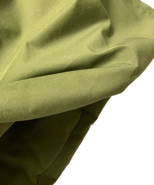 Champion（チャンピオン）Champion (チャンピオン) ダウンコート カーキ サイズ:Mの古着・服飾アイテム