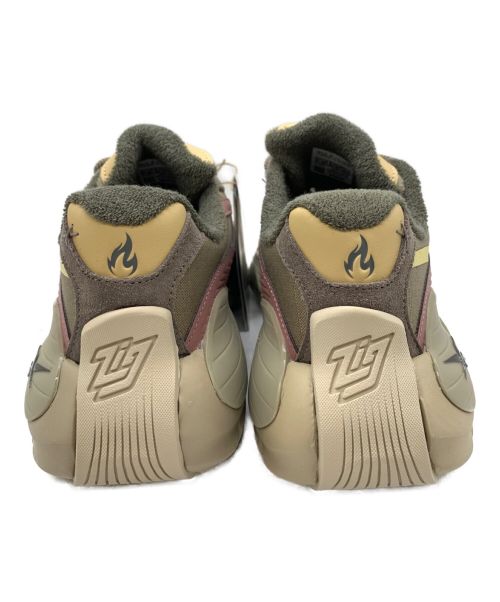 REEBOK Zig Kinetica（リーボック ジグ キネティカ）REEBOK Zig Kinetica (リーボック ジグ キネティカ) STREET FIGHTER (ストリートファイター) スニーカー オリーブ サイズ:27.5 未使用品の古着・服飾アイテム