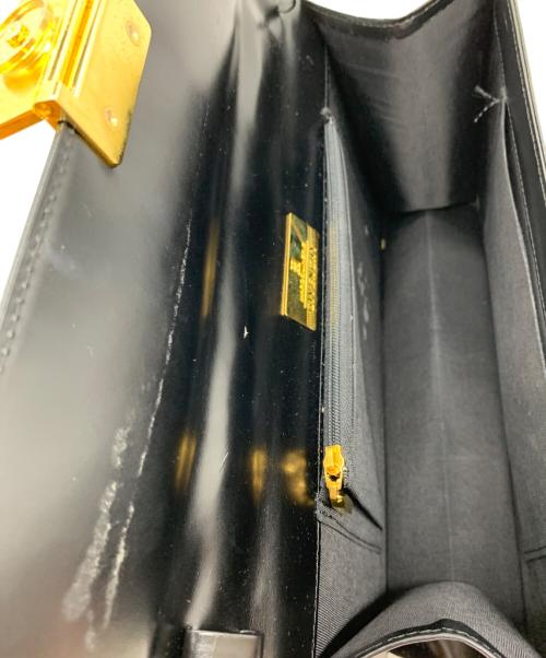 GIVENCHY（ジバンシィ）GIVENCHY (ジバンシィ) ハンドバッグ ブラックの古着・服飾アイテム